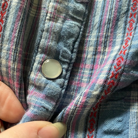 Keds plaid button down - Picture 6 of 6